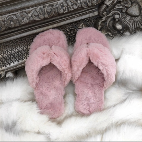 pink fluffy house shoes
